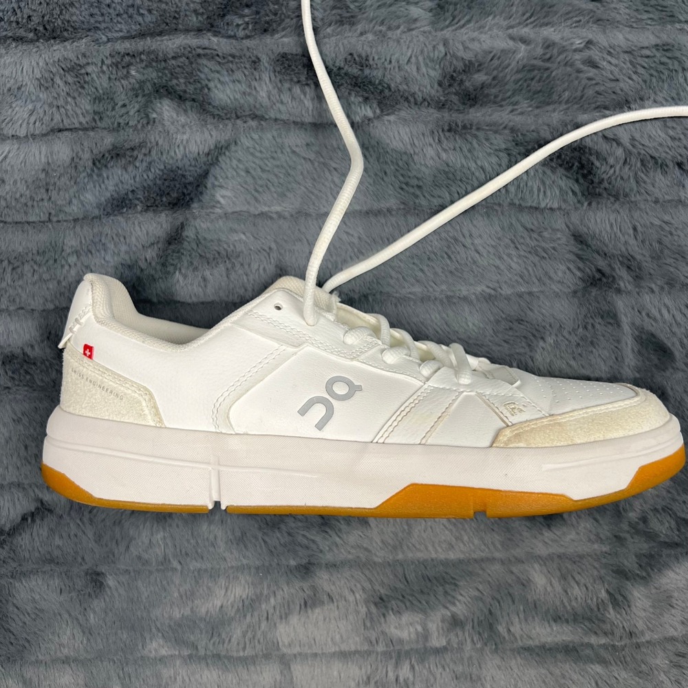 1 Right Shoe On THE ROGER Clubhouse Sneaker White Gum 3WF10430924 Womens 10